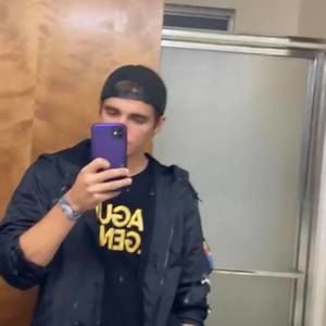 Meet your Posher, Ty